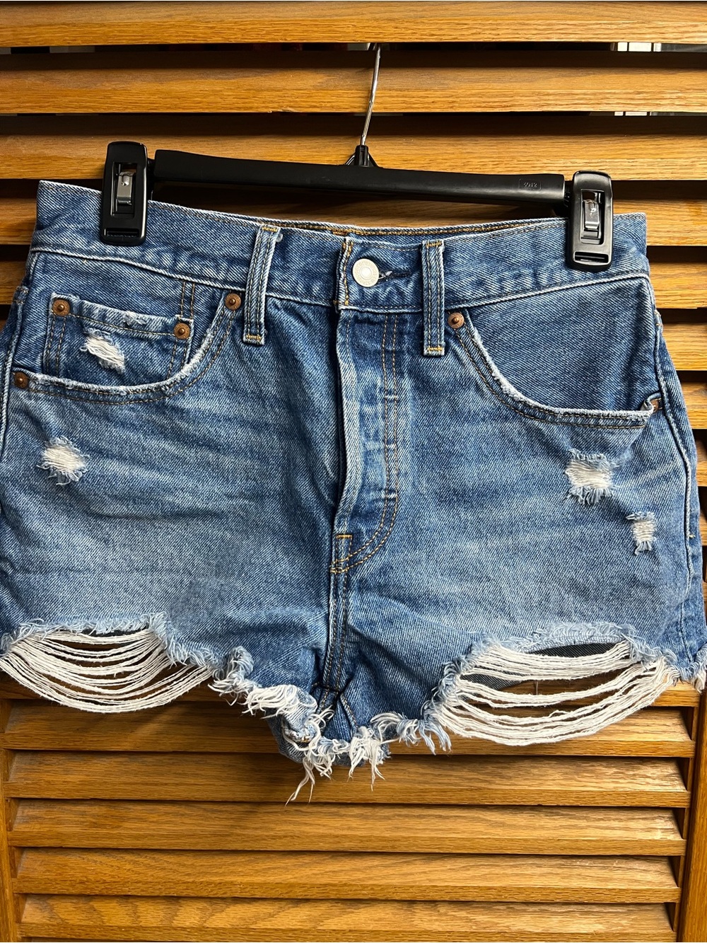 Women’s Levi’s 501 buttonfly denim shorts, size 26